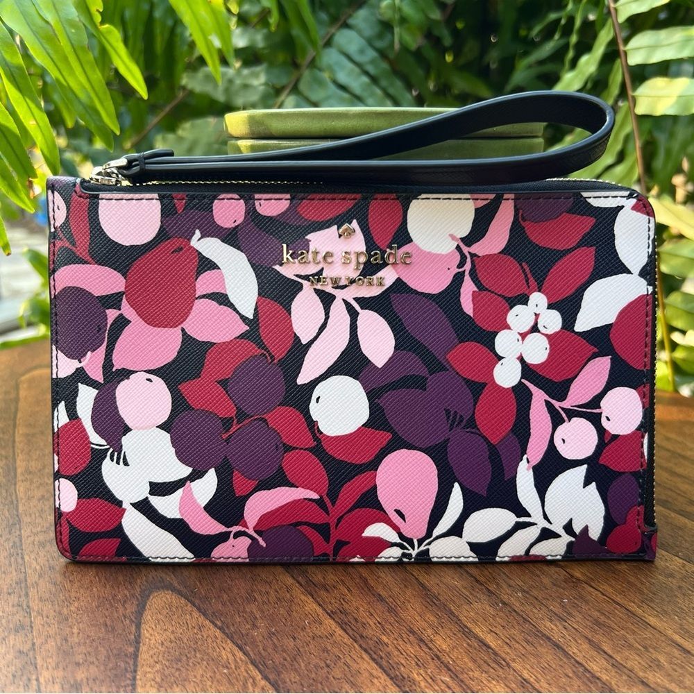 Kate Spade Staci medium zip wristlet 🌺 floral 🌺 excellent condition